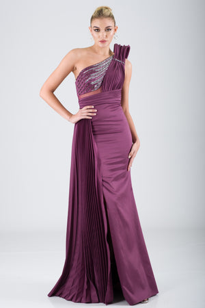 Purple evening dress in yolanda