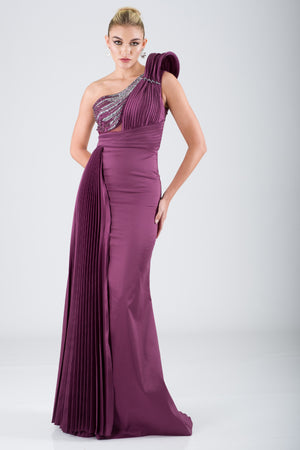 Purple evening dress in yolanda