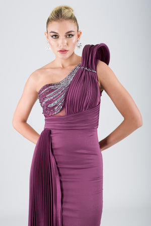 Purple evening dress in yolanda